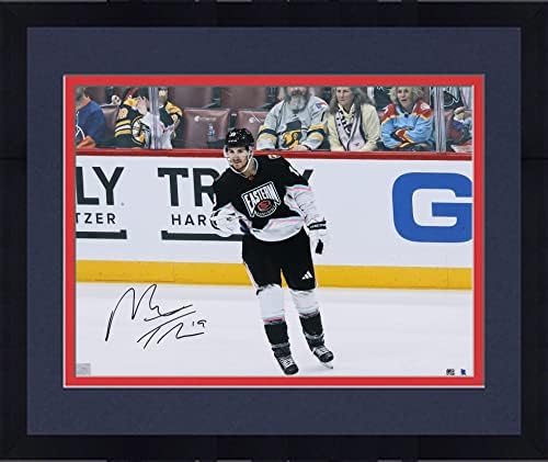 ממוסגר מתיו טקאצ'וק פלורידה פנתרים חתימה 16 x 20 2023 תצלום משחק אולסטאר - תמונות NHL עם חתימה